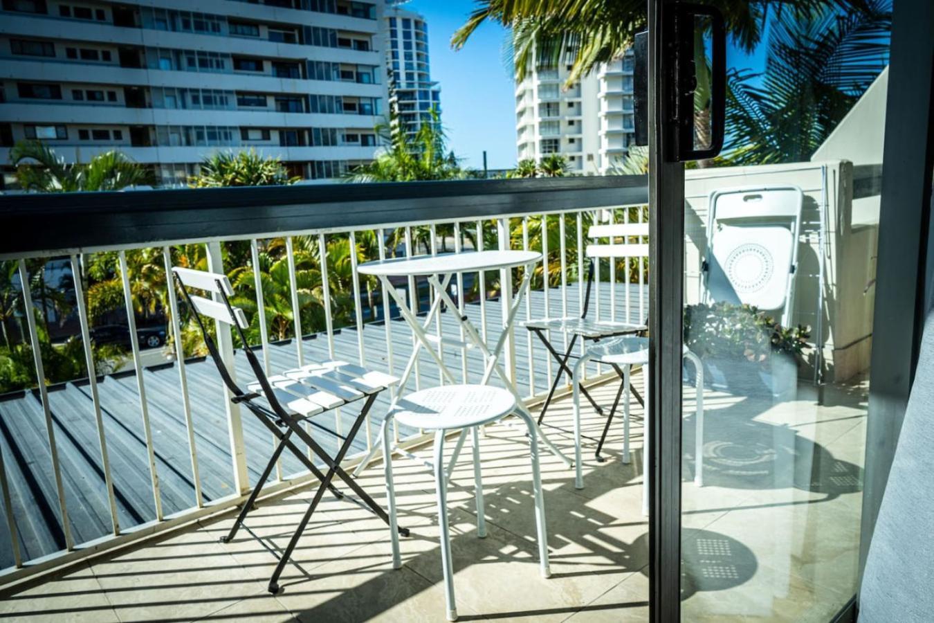 Tjs Beachside Broadbeach - Views, Wifi * Gold Coast